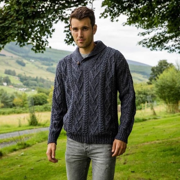 V Neck 1 Button Aran Sweater BNWOT - Picture 5 of 5